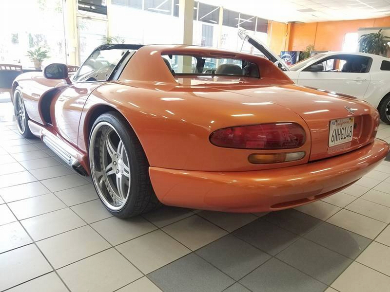 Illustration for article titled At $26,777, Would You Give This 1995 Dodge Viper RT/10 The Credit It Deserves?